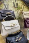 Guess Enisa Bordo Baget Kadın Çanta VLT349U