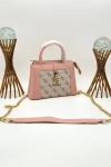 Guess Stephi Pembe Mini Logolu Siyah Çanta VLT-441