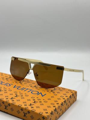 Louis Vuitton Kahverengi Erkek Güneş Gözlüğü  G3174-UCZ