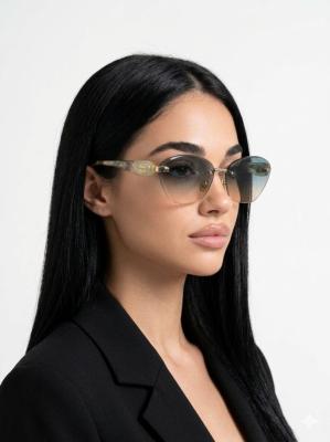 Miu Miu Yeşil İthal Kadın Güneş Gözlüğü G4221-VLL