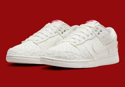 Nike Dunk Low You Deserve Flowers A56