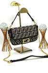 Fendi Baguette Handbag Siyah-Bej Kadın Çanta VLT315 Siyah