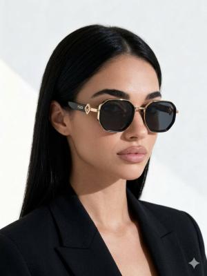 Fendi Gold İthal Kadın Gözlük G4258-VLL Siyah