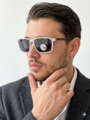 Rayban Şeffaf Füme İthal Erkek Gözlük G4379-VLL Gri