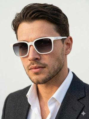 Lacoste L920S Beyaz   İthal Erkek Gözlük G4394-VLL Beyaz